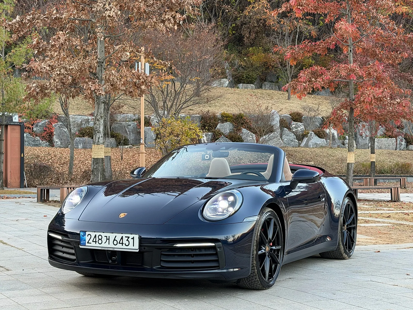 포르쉐 911 992 S 카브리올레 2027 블랙 사진 3