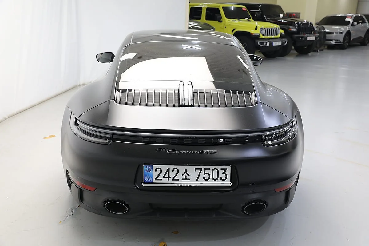 포르쉐 911 카레라 GTS 2025 건메탈 사진 4