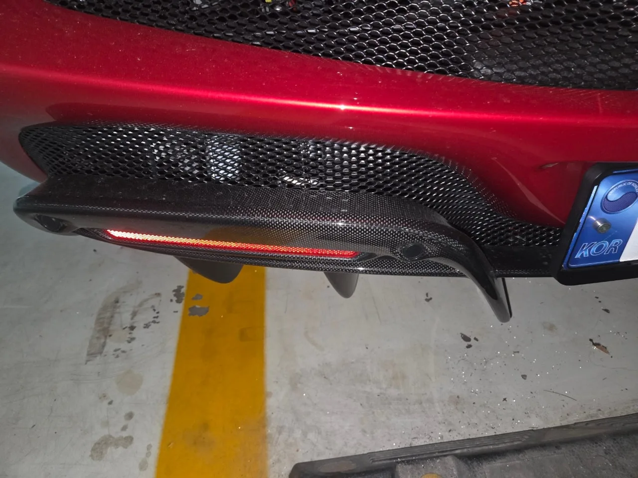 페라리 296GTB 2023 빨강 사진 6