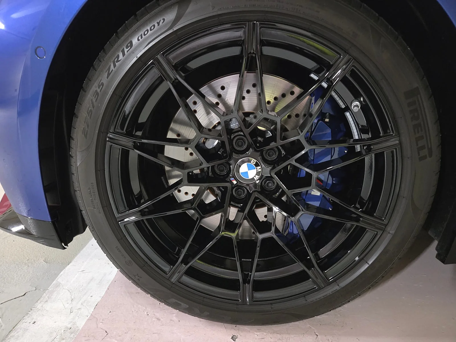 BMW M4 컨버터블 컴페티션 LCI 2024 포티마오 블루 사진 5