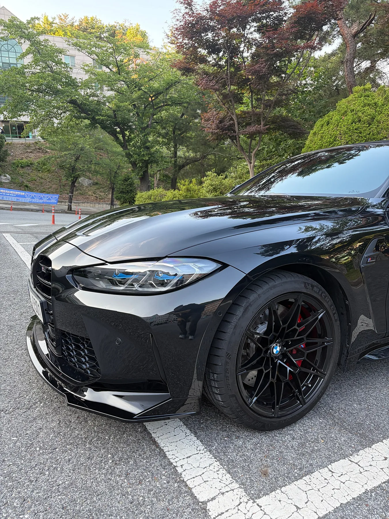 BMW M4 컴페티션 2023 블랙 사진 4