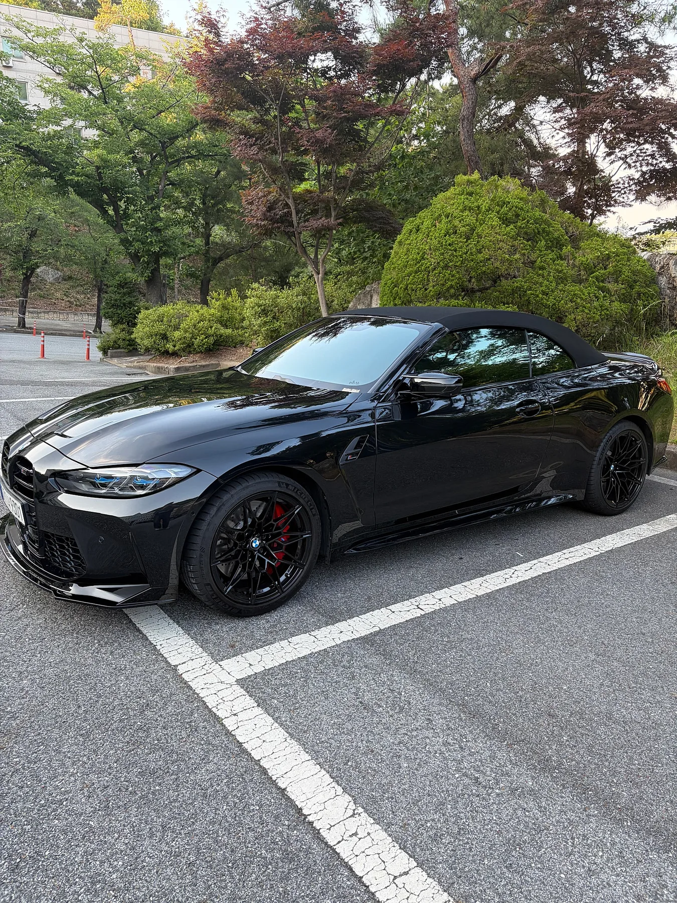 BMW M4 컴페티션 2023 블랙 사진 6