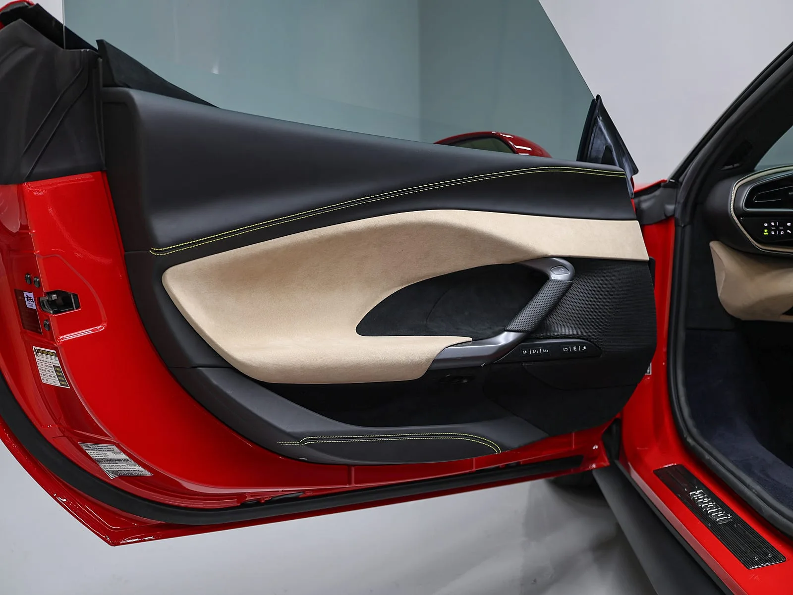 페라리 296GTB 2022 로쏘 코르사 사진 7