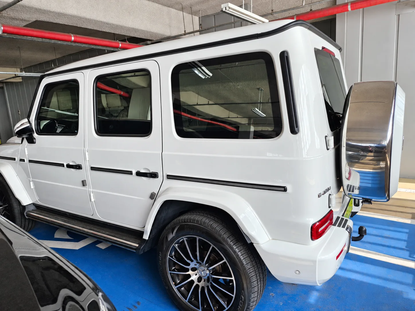 벤츠 G400d 2024 화이트 사진 5