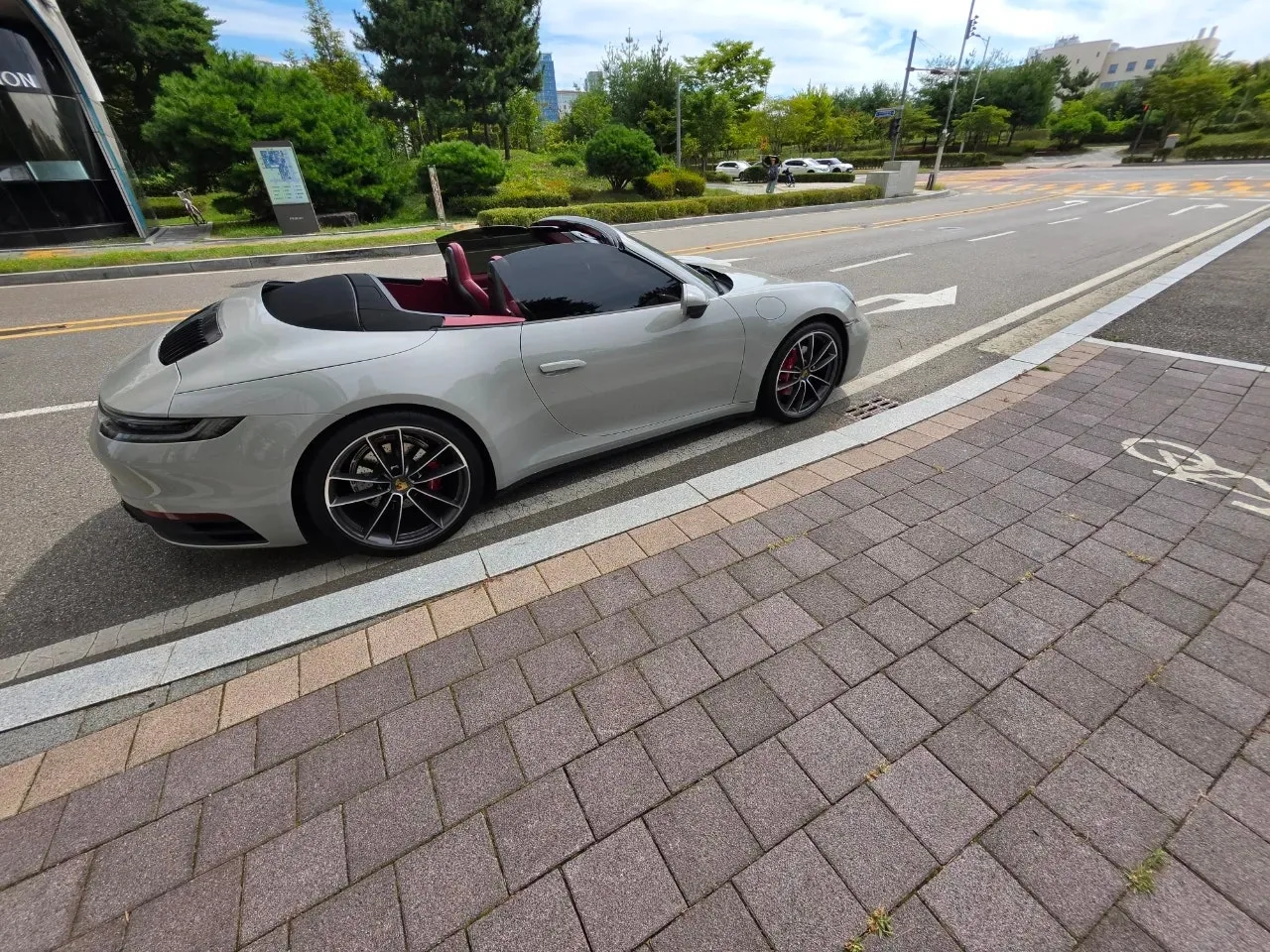 포르쉐 911 992 2021 화이트 사진 5