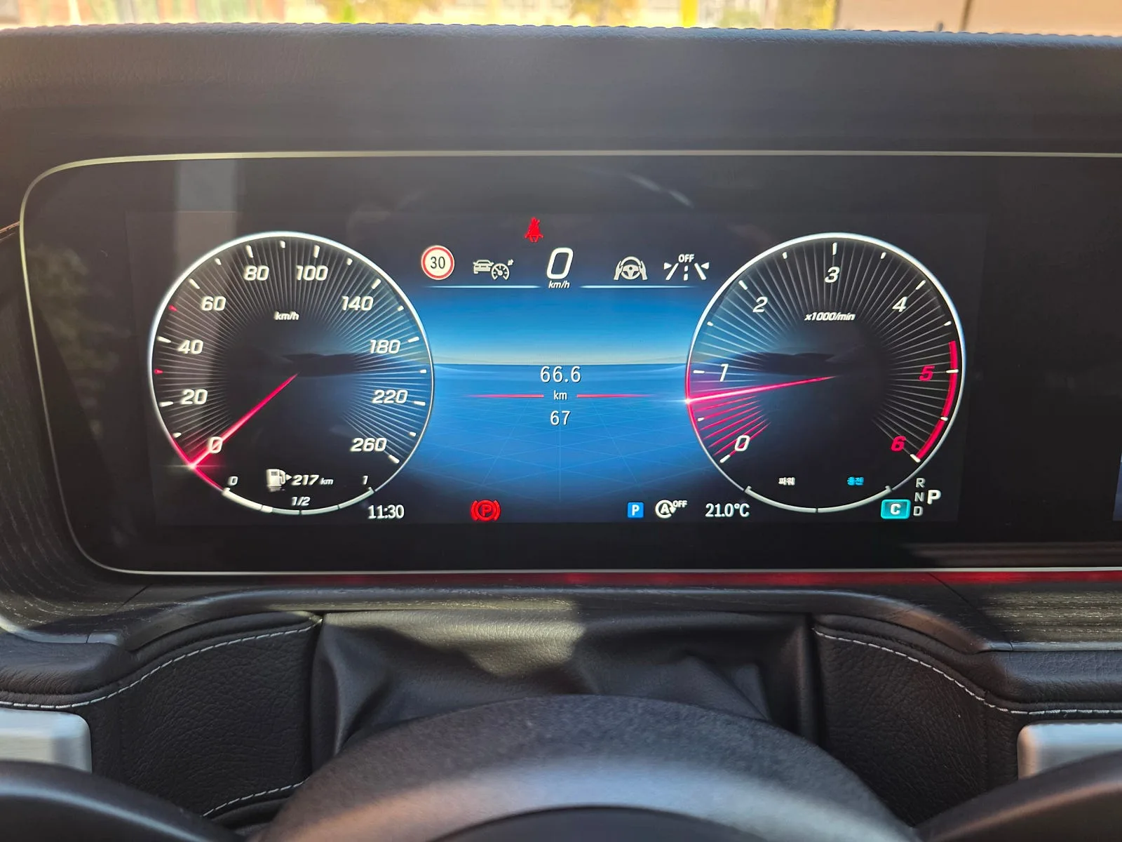 벤츠 G450D 2026 블랙 사진 5