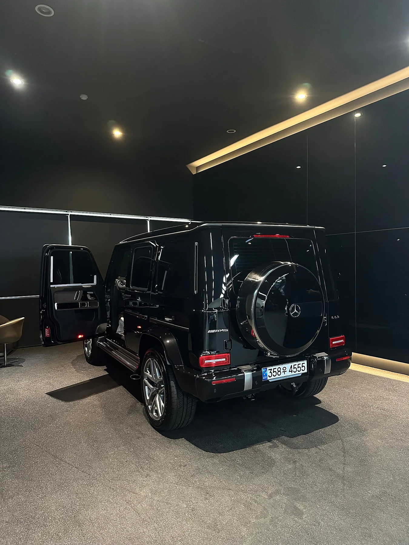 벤츠 G63 AMG 2024 블랙 사진 3