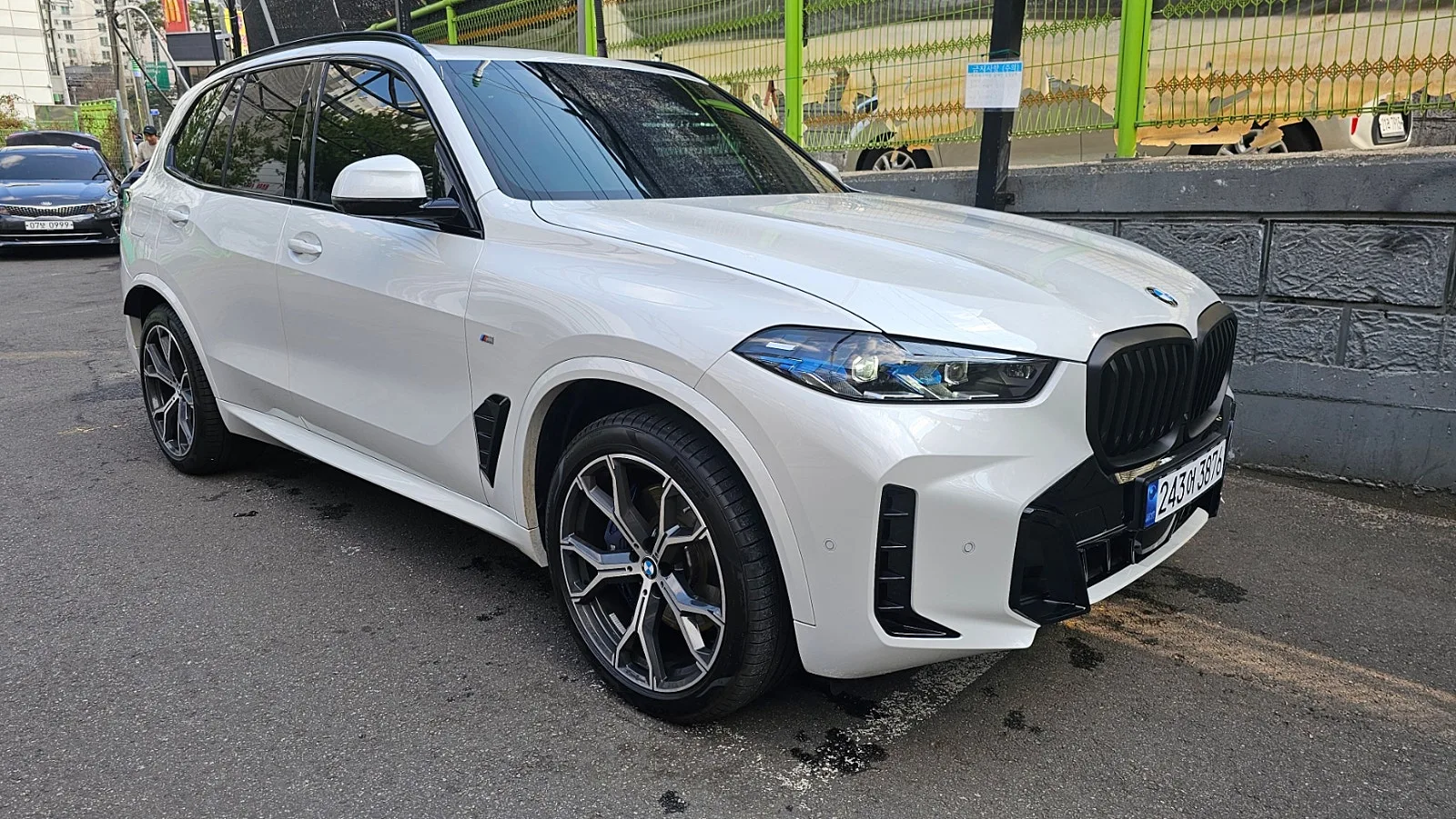 BMW X5 30D 2025 화이트 사진 2