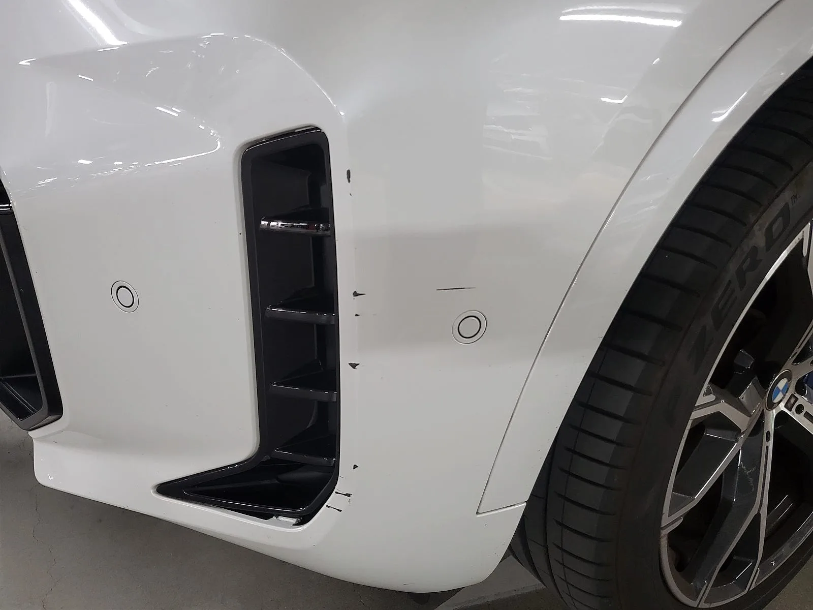 BMW X5 30D 2025 화이트 사진 7