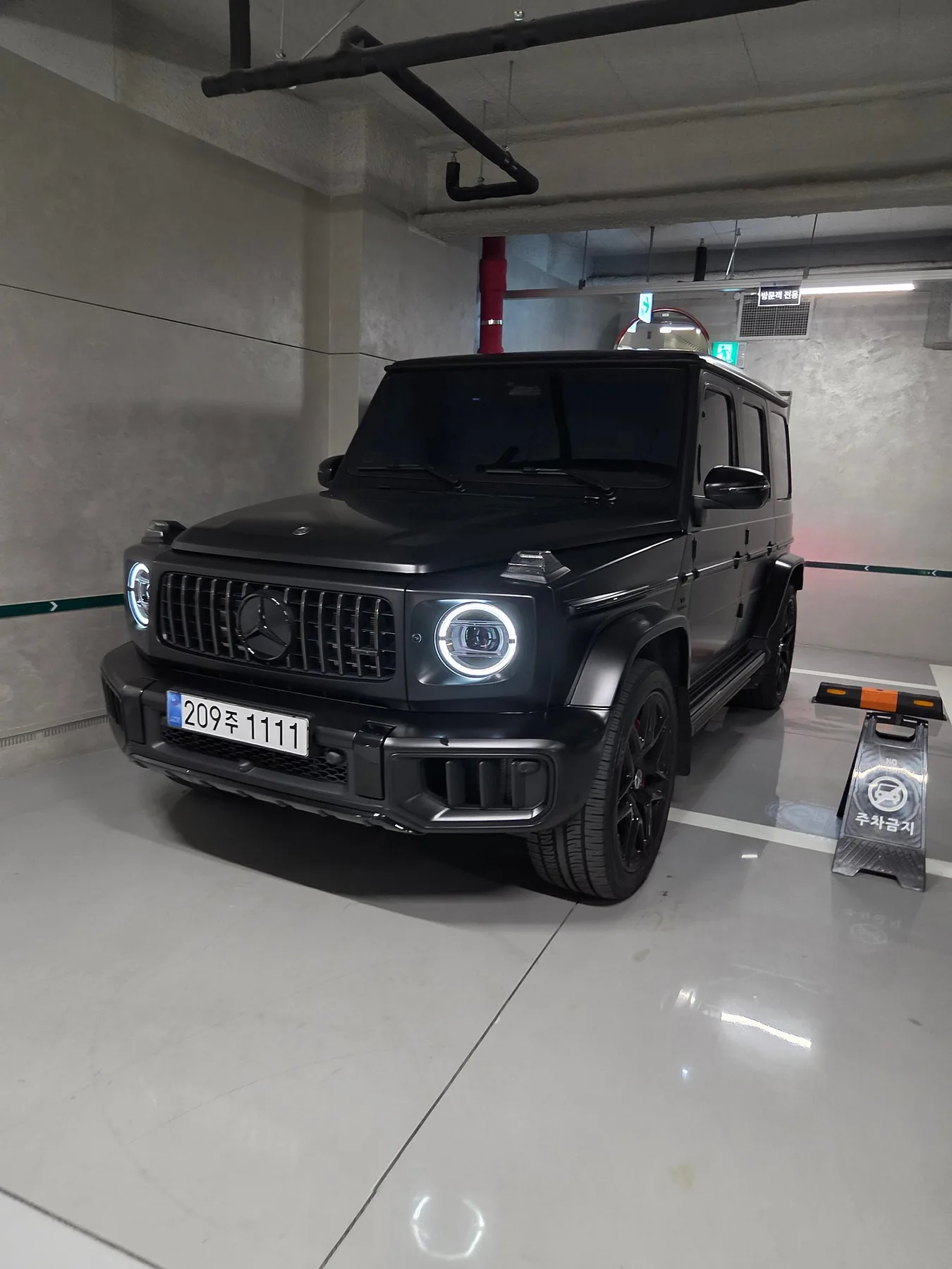 벤츠 G63 AMG 지바겐 2026 블랙 사진 1