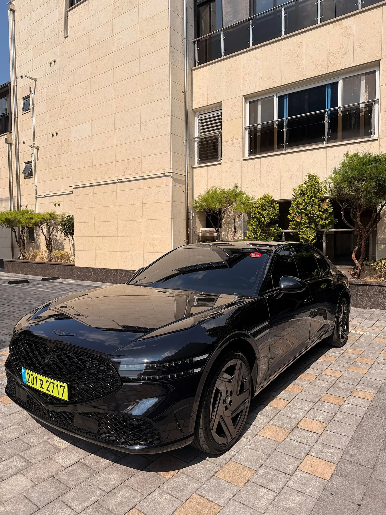 제네시스 G90 블랙에디션 2025 검정색 사진 2