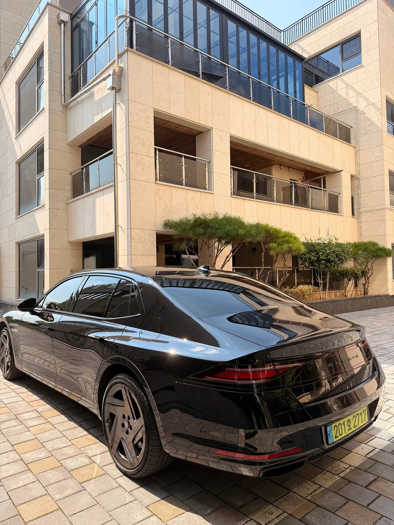 제네시스 G90 블랙에디션 2025 검정색 사진 3