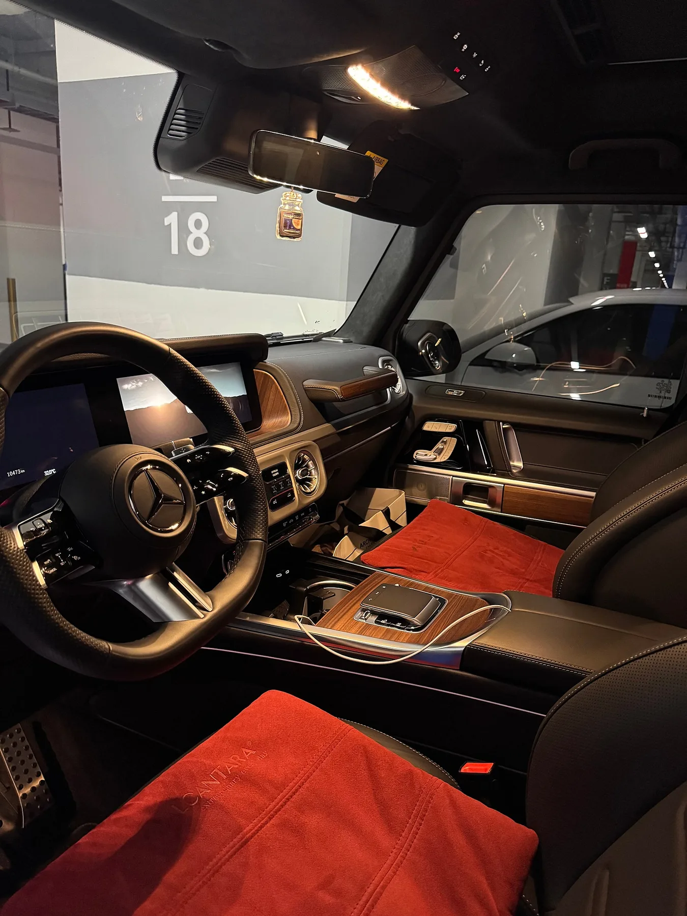 벤츠 G450d 2024 흰색 사진 5