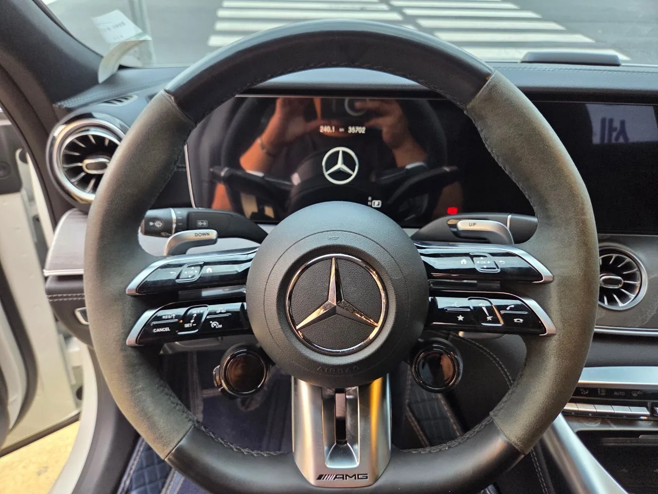 벤츠 AMG GT 63 S 4도어 2023 화이트 사진 4
