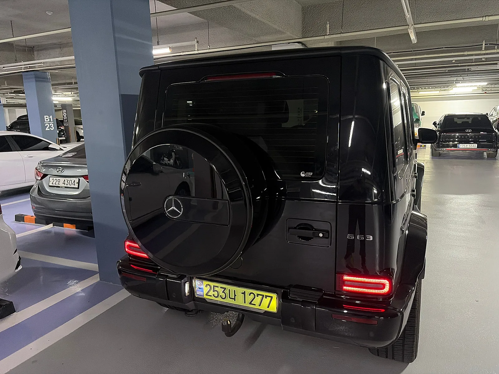 벤츠 G63 2022 검정색 사진 3
