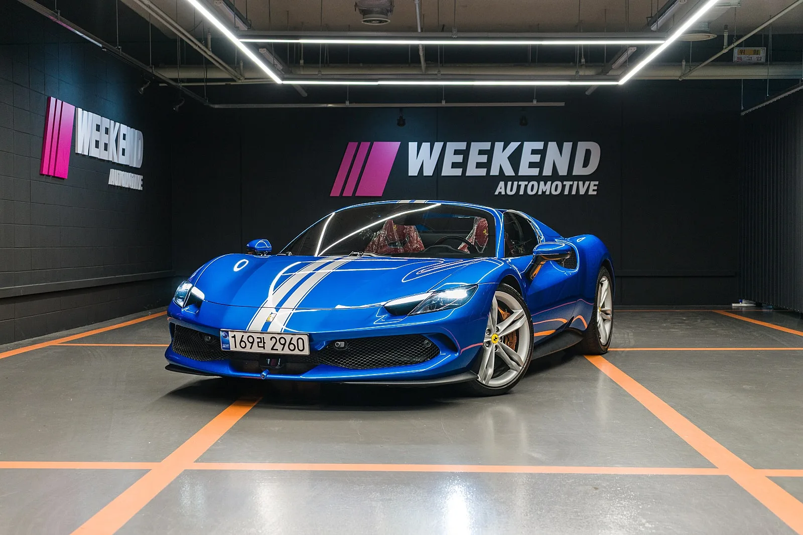 페라리 296 GTS 2025 블루 사진 1