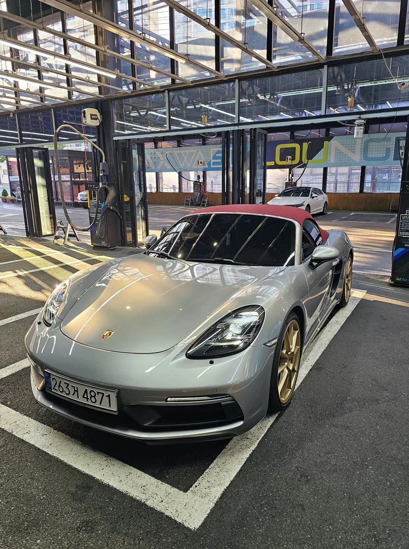 포르쉐 718 박스터 GTS 4.0 2023 GT실버 사진 1