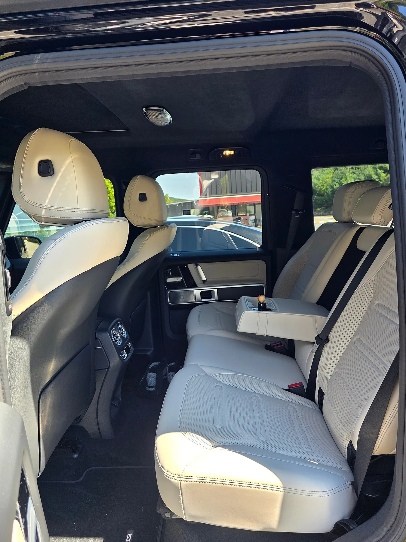 벤츠 지바겐 G450D 2026 블랙 사진 7