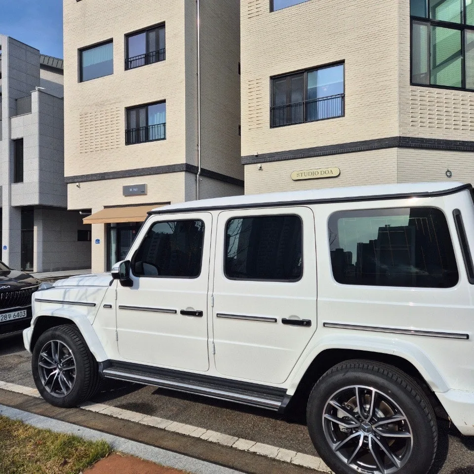 벤츠 G450D 2025 화이트 사진 8