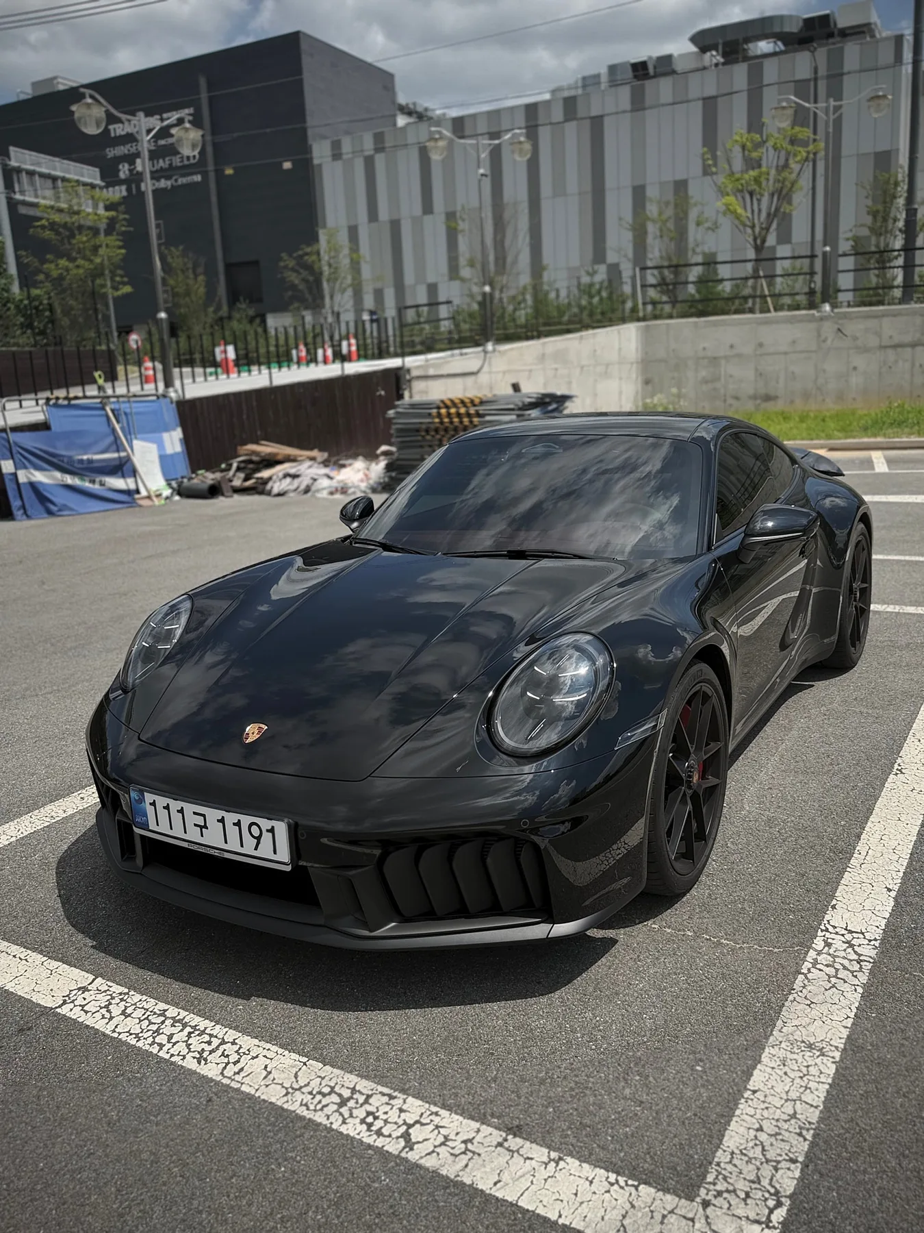 포르쉐 992.2 카레라 4 GTS 2026 블랙 사진 1