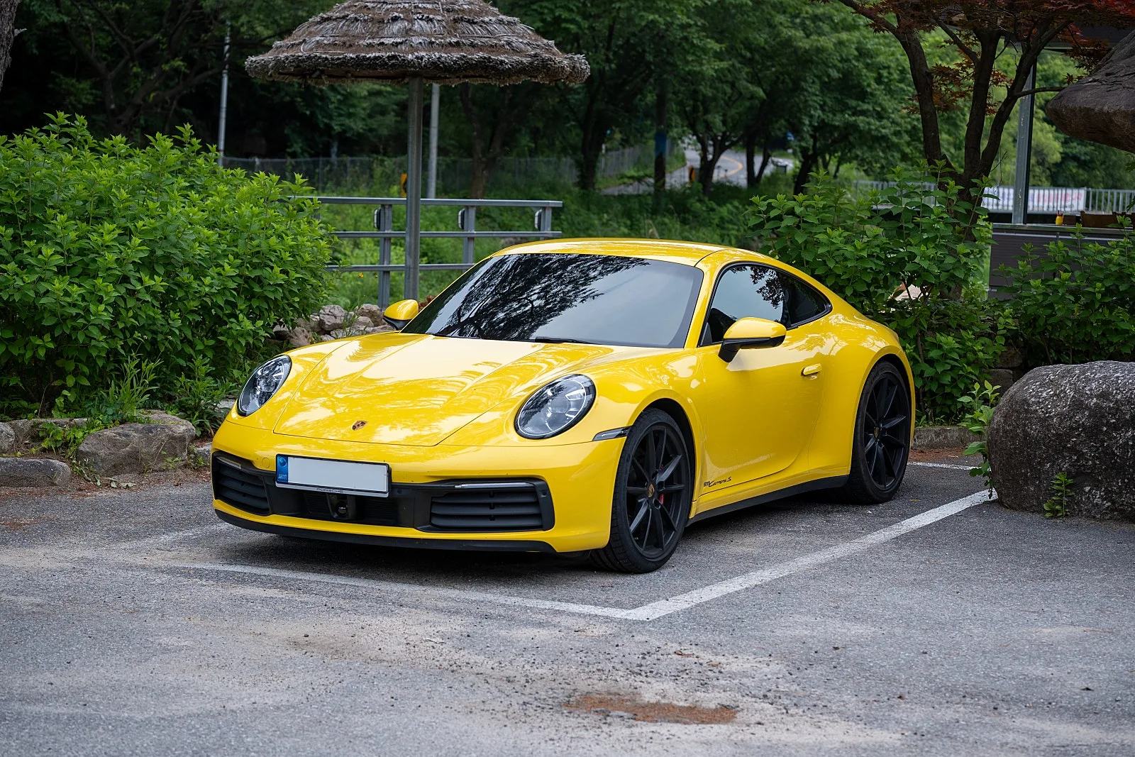 포르쉐 911 카레라 S 2021 레이싱 옐로우 사진 1