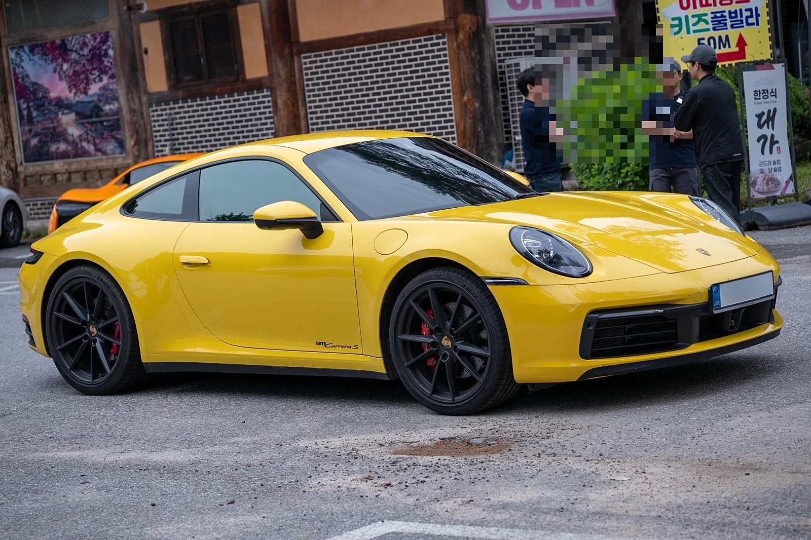 포르쉐 911 카레라 S 2021 레이싱 옐로우 사진 4