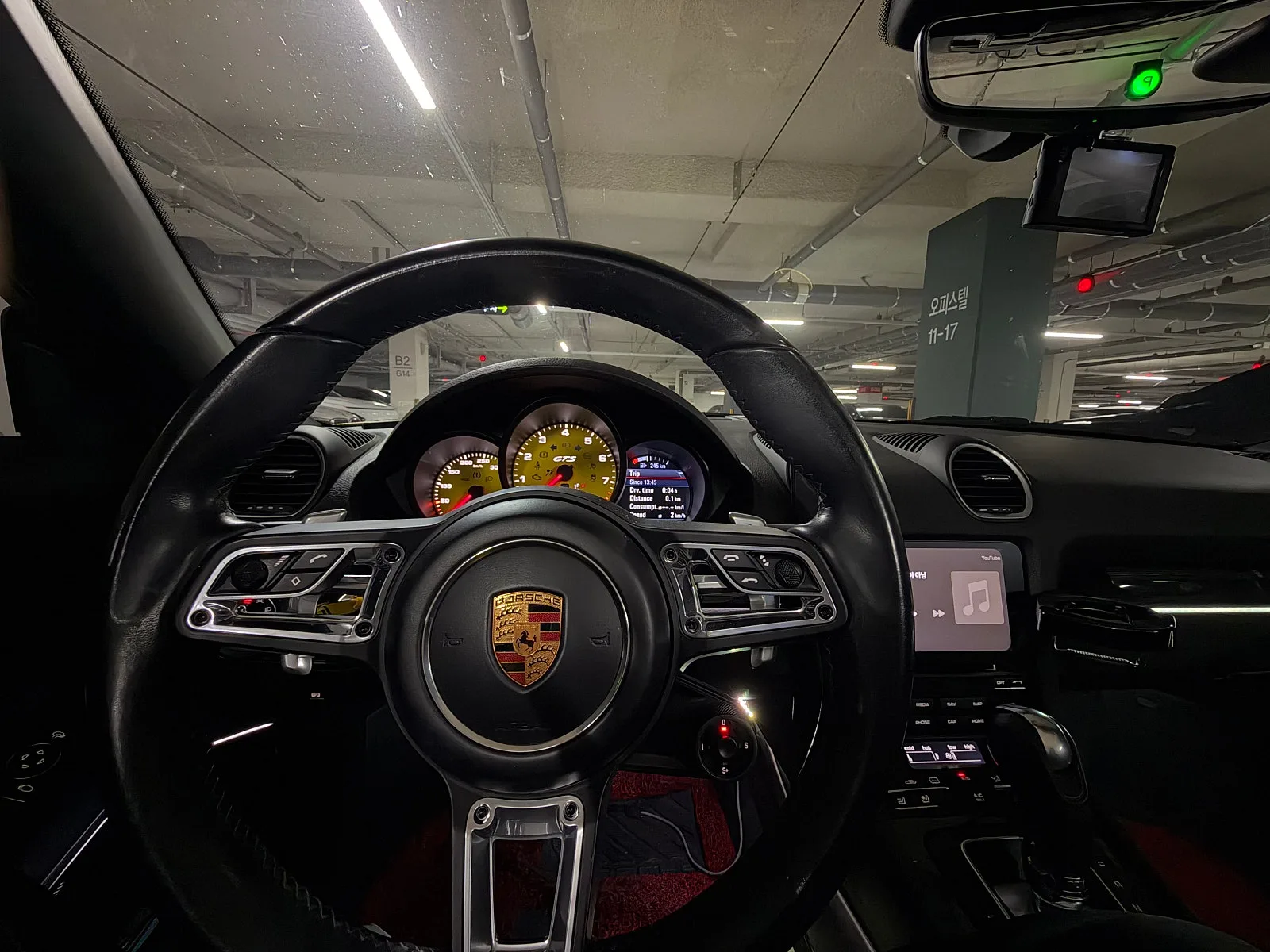 포르쉐 박스터 GTS 2019 옐로 사진 8