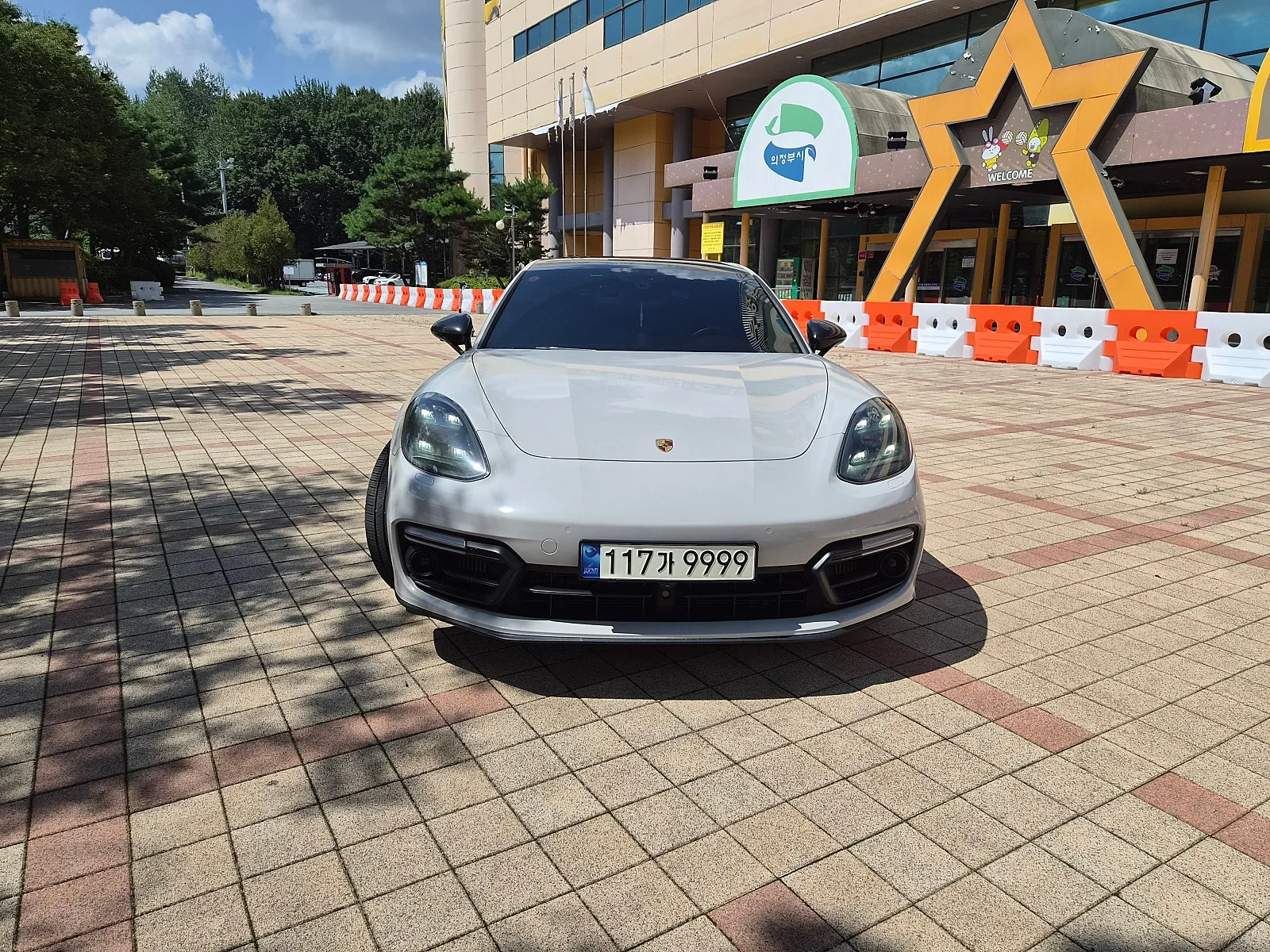 포르쉐 파나메라 GTS 4.0 2021 화이트 사진 8
