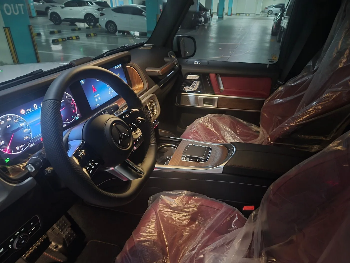 벤츠 지바겐 G450D 2026 흰색 사진 4
