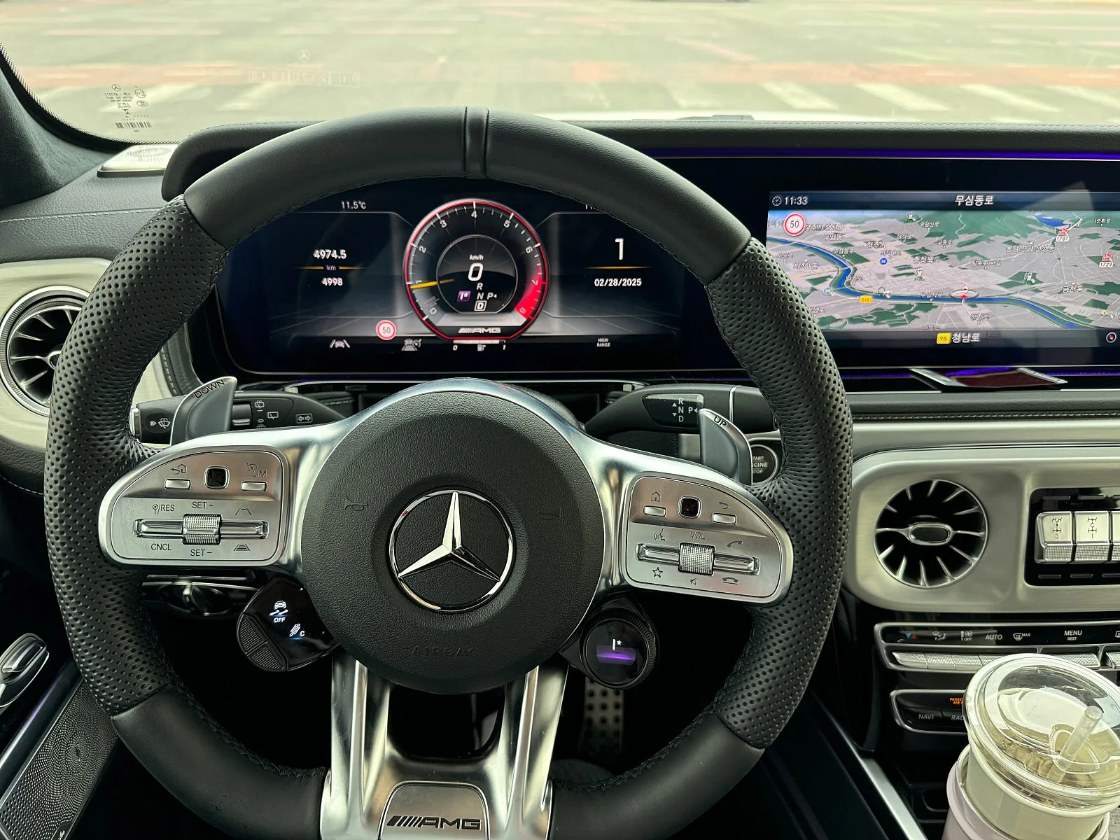 벤츠 G63 AMG 2024 화이트 사진 3
