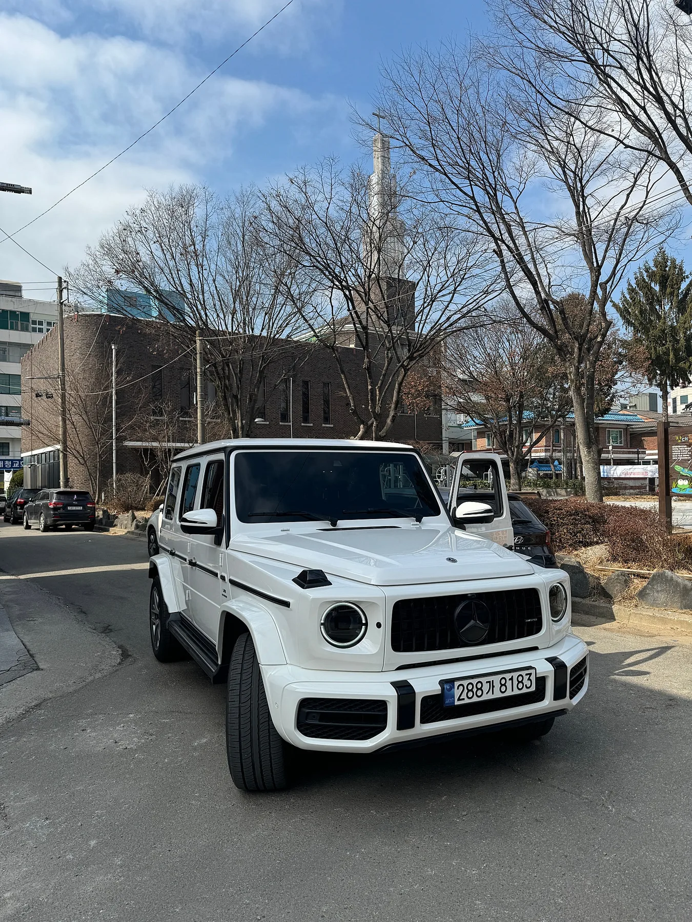 벤츠 G63 AMG 2024 화이트 사진 2