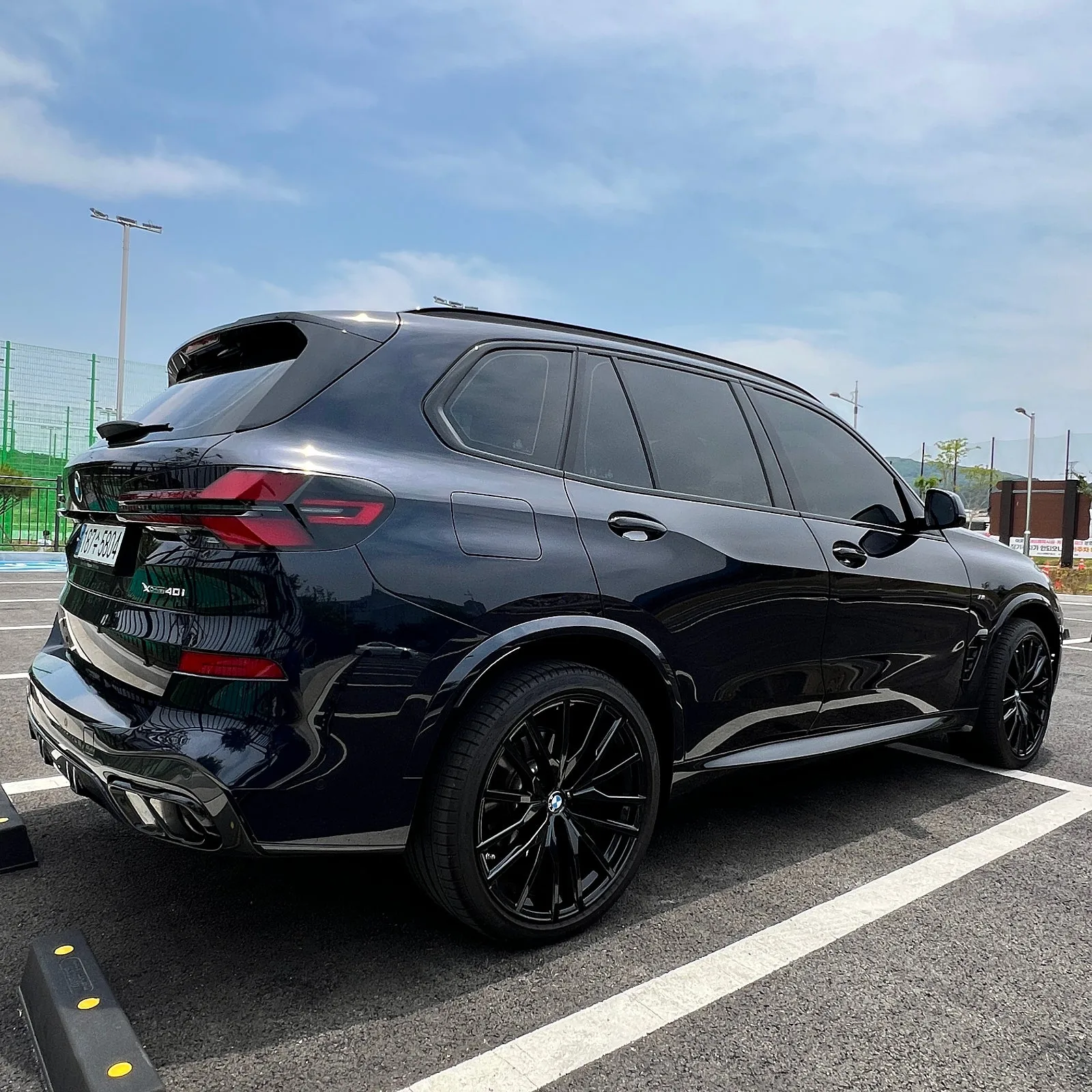 BMW X5 40i M Sports 2024 카본블랙 사진 2