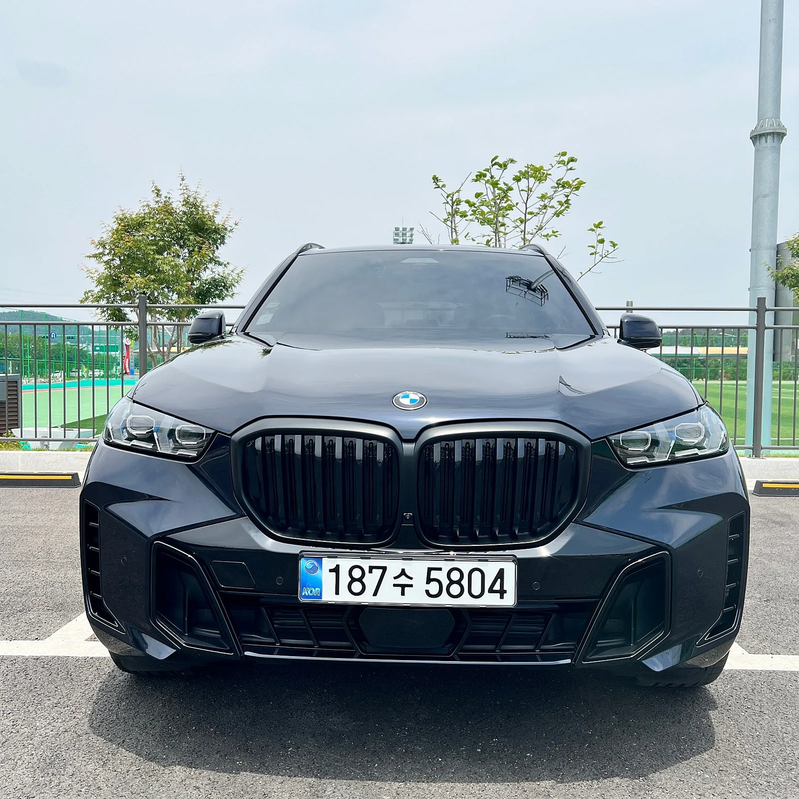 BMW X5 40i M Sports 2024 카본블랙 사진 5