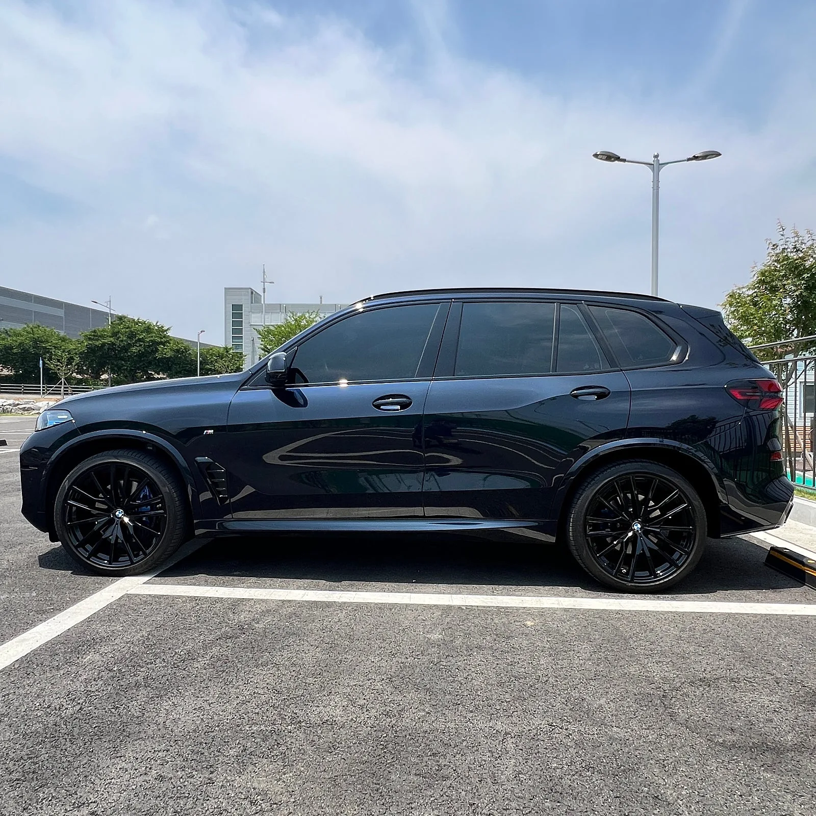 BMW X5 40i M Sports 2024 카본블랙 사진 6