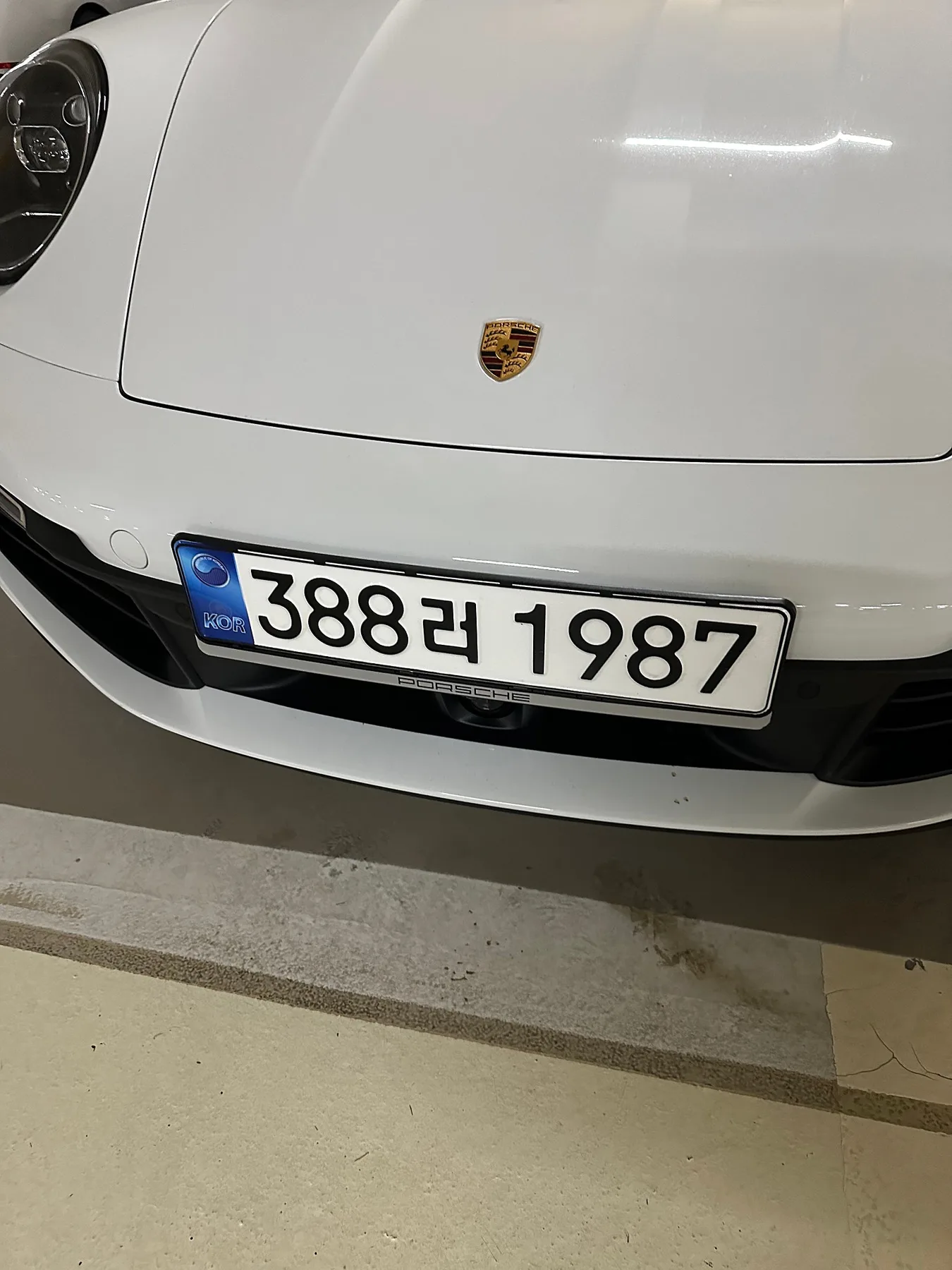 포르쉐 992 노말 쿠페 2021 화이트 사진 6