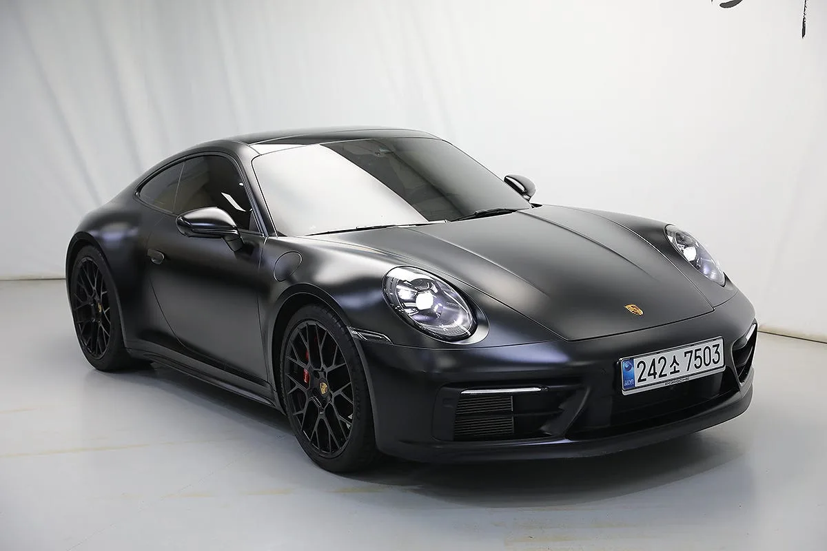포르쉐 911 카레라 GTS 2025 블랙 사진 2