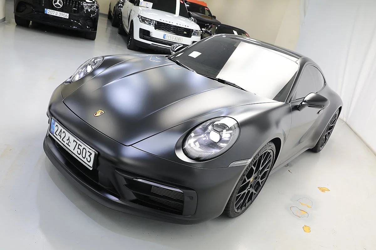 포르쉐 911 카레라 GTS 2025 블랙 사진 6