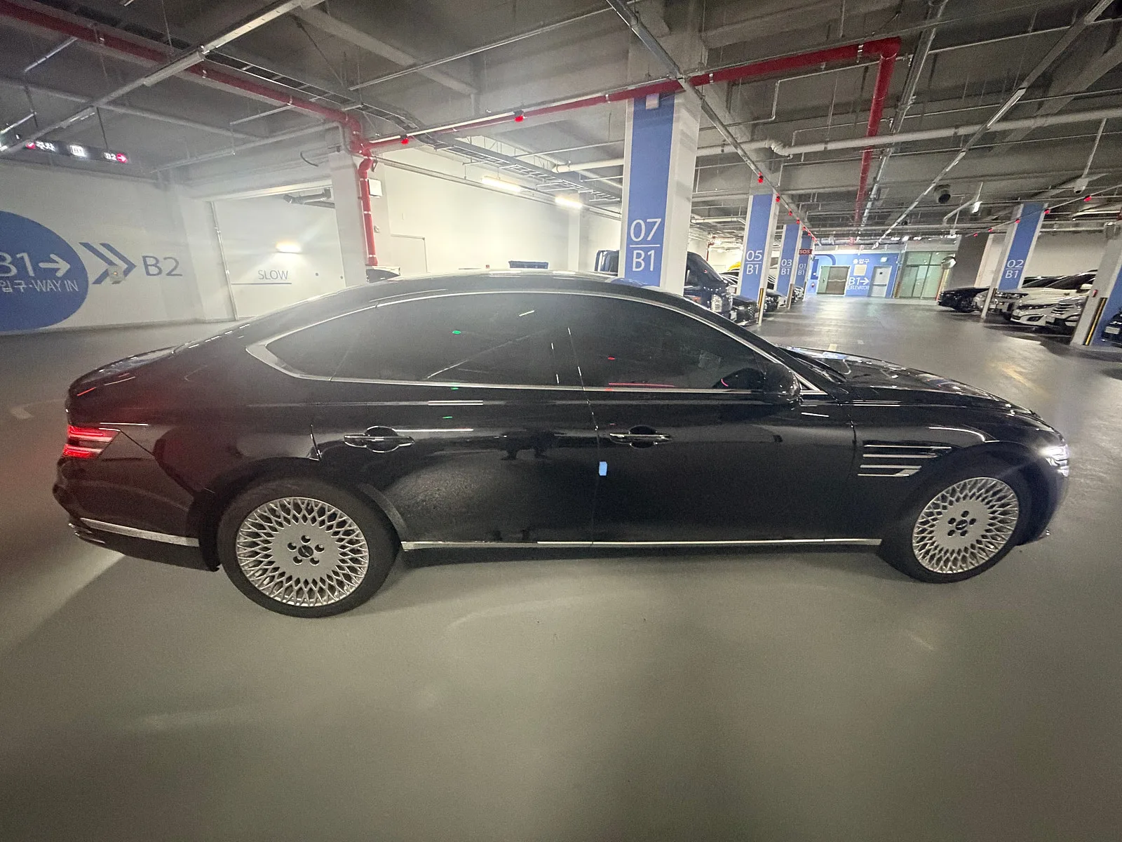 제네시스 G80 디 올 뉴 F/L 2026 2026 네이비 사진 2
