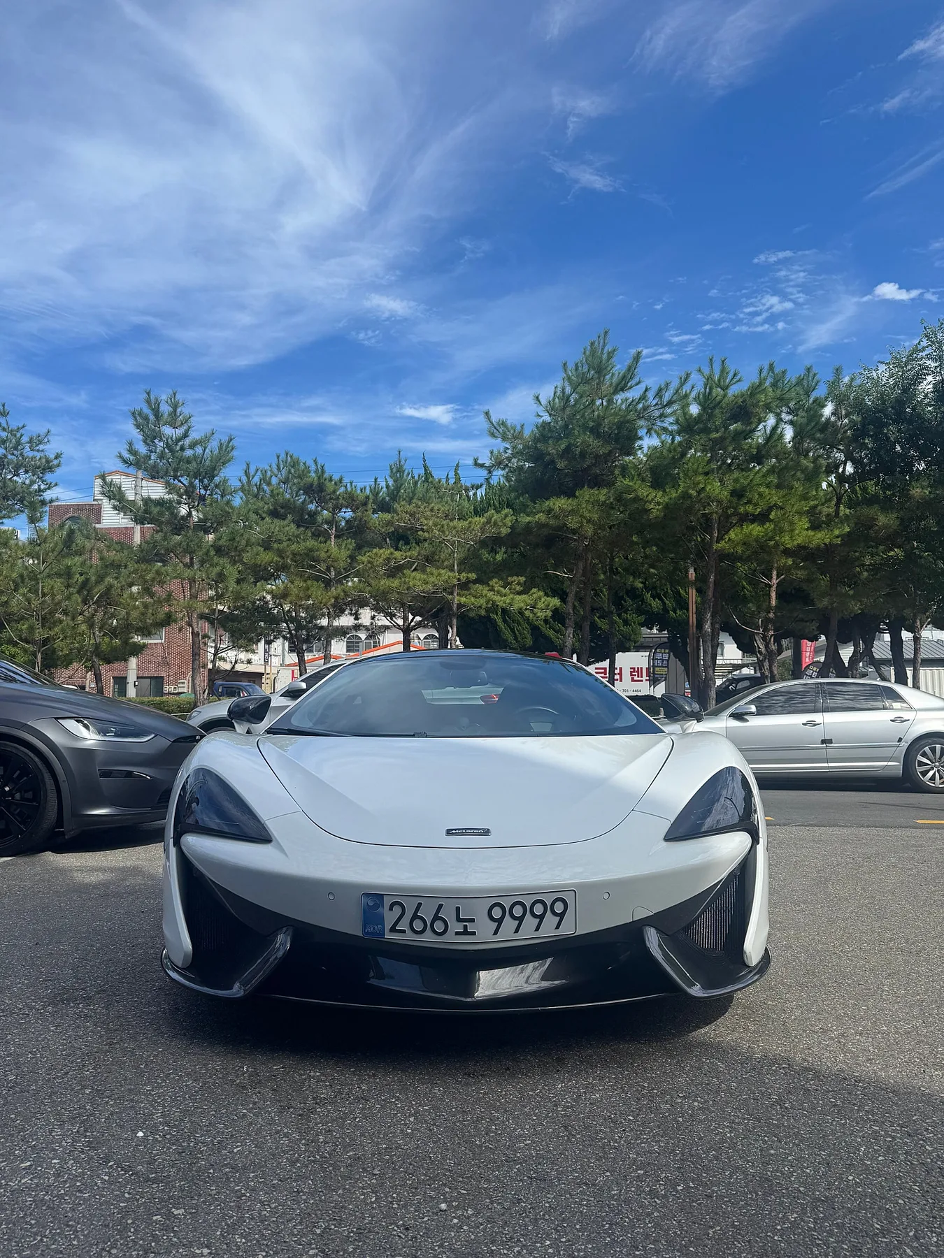 맥라렌 570S 쿠페 2017 화이트 사진 2