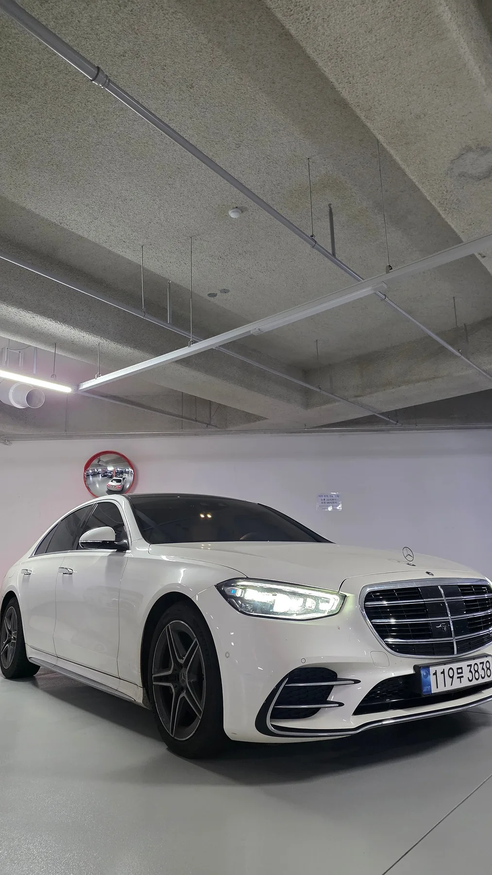 벤츠 S400D S클래스 2022 다이아몬드 화이트 사진 8