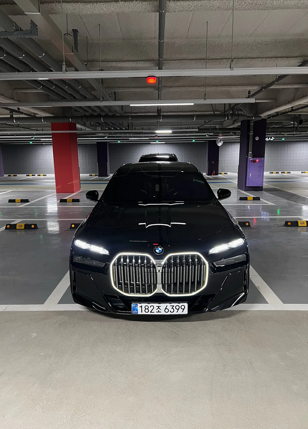 BMW 740d M스포츠 2024 블랙 사진 1