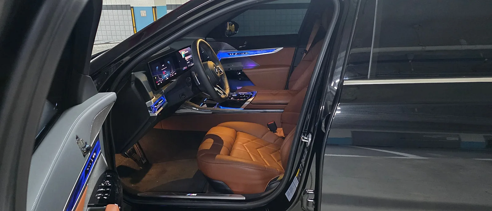 BMW i7 eDrive 50 2026 검정색 사진 8