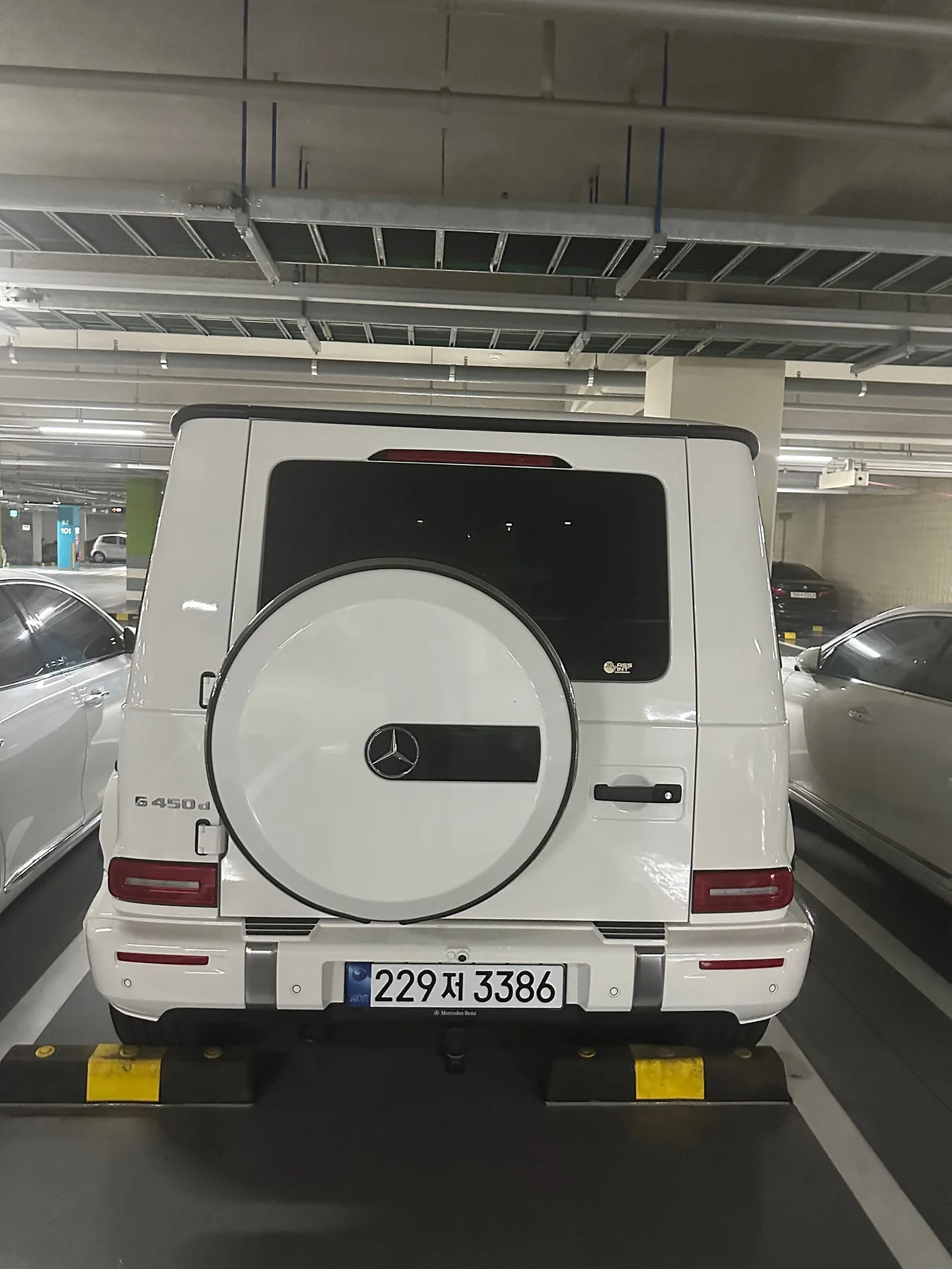 벤츠 G450d 2026 화이트 사진 3