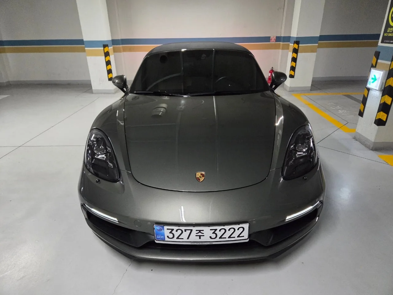 포르쉐 718 박스터 GTS 4.0 2022 건메탈 사진 1