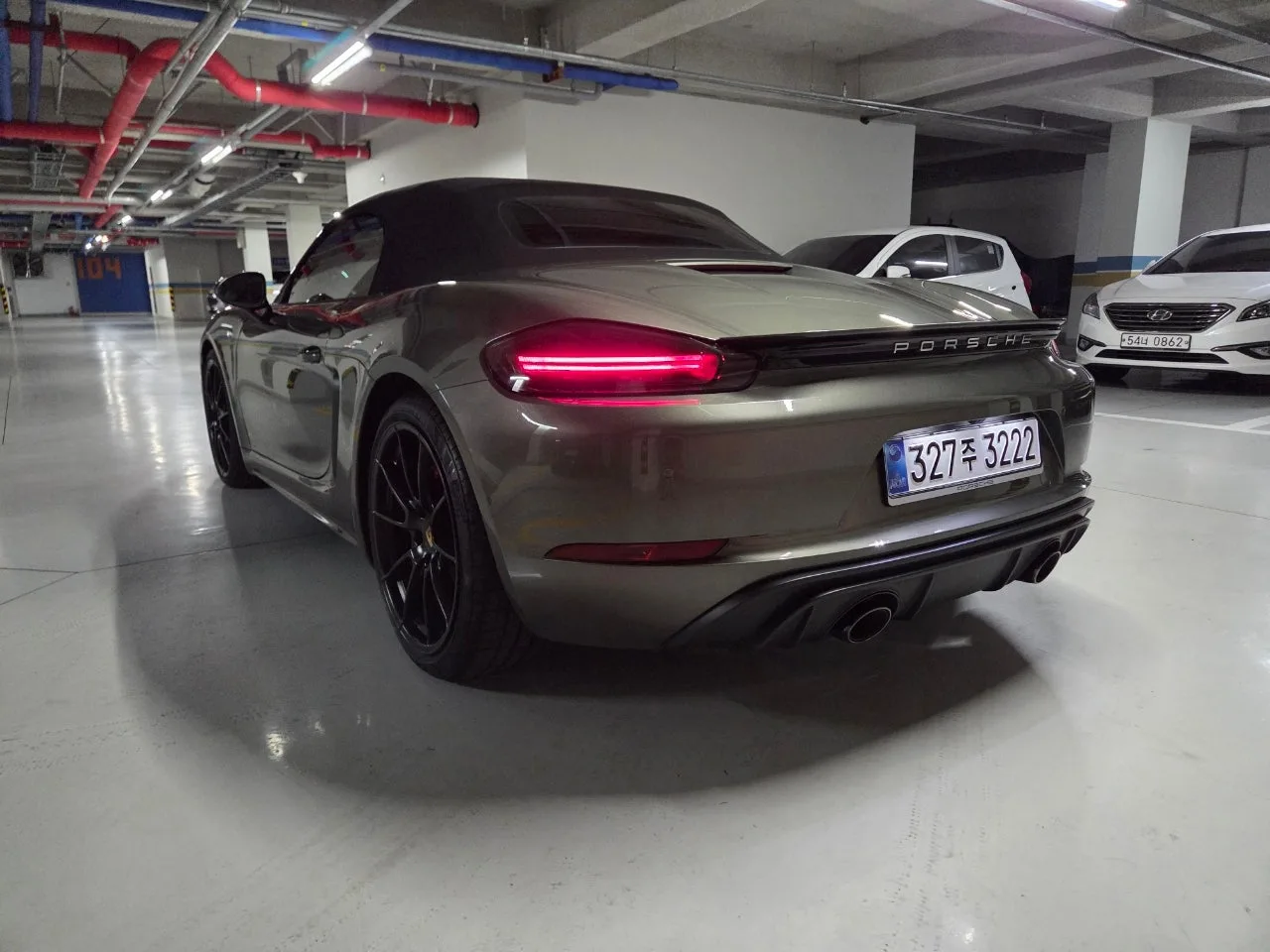 포르쉐 718 박스터 GTS 4.0 2022 건메탈 사진 5