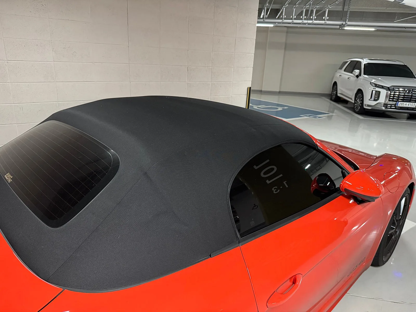 포르쉐 박스터 GTS 4.0 2022 레드 사진 5