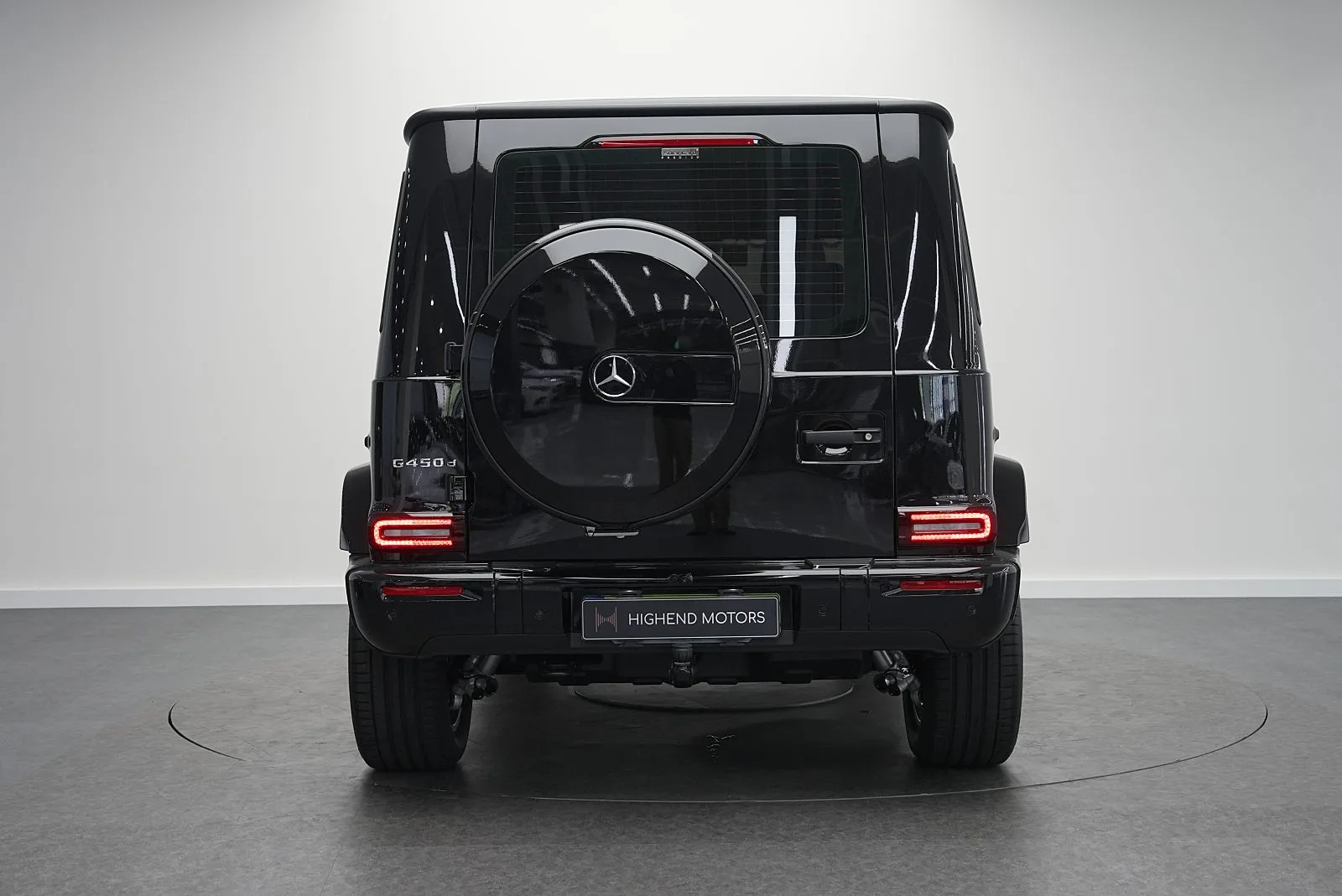 벤츠 G-클래스 W465 G450d 2026 블랙 사진 2