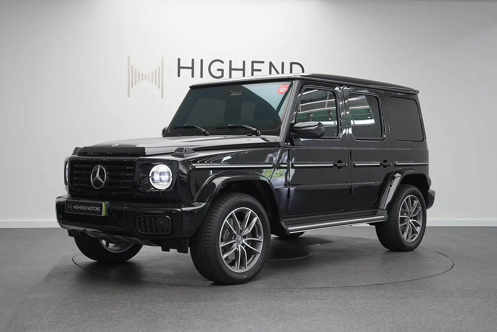 벤츠 G-클래스 W465 G450d 2026 블랙 사진 3