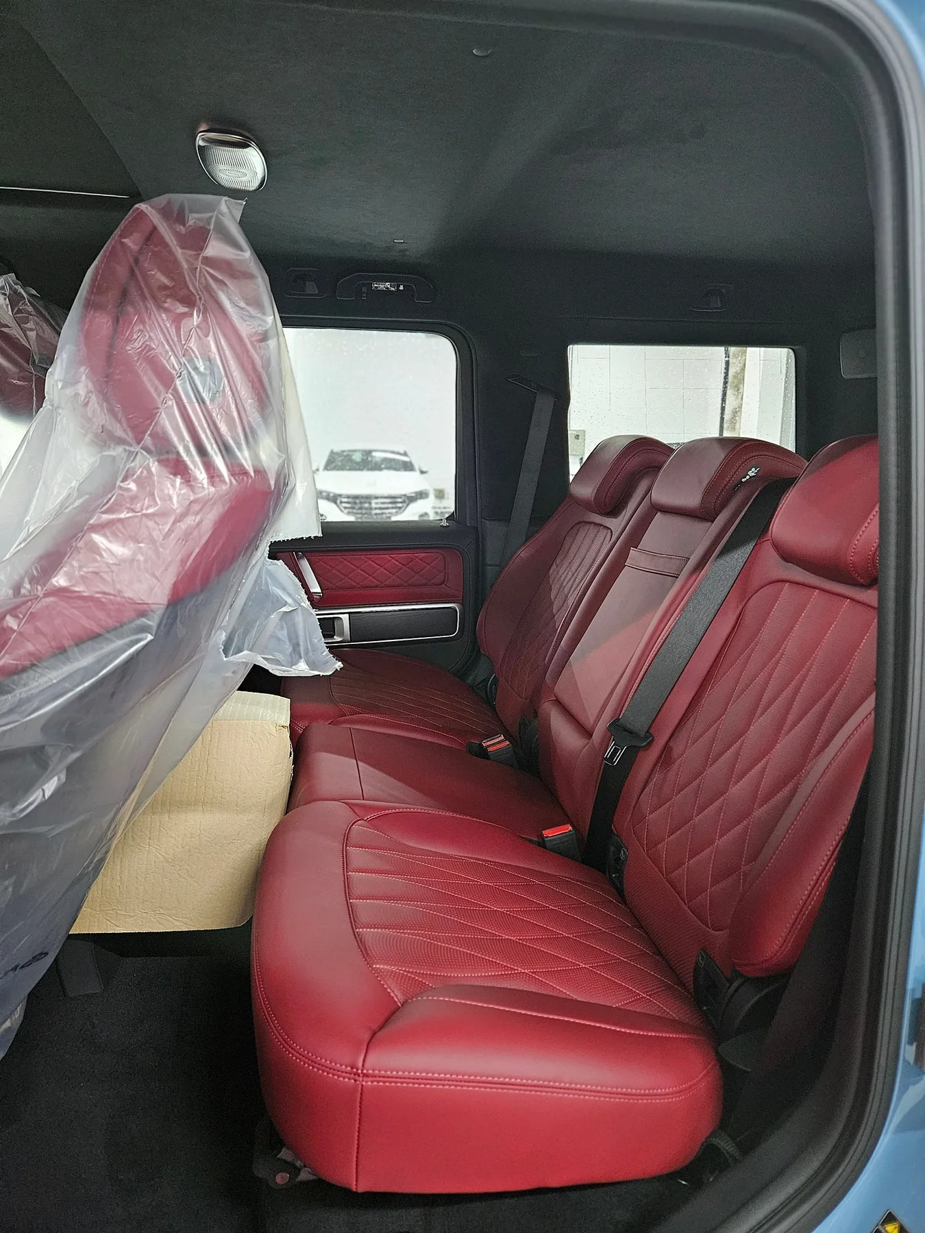 벤츠 지바겐 G450D 매뉴팩쳐 2025 실버 사진 7
