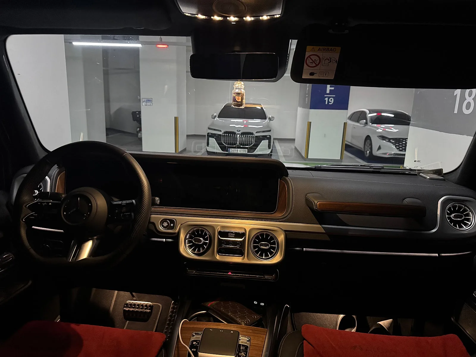벤츠 G450d 2024 흰색 사진 8